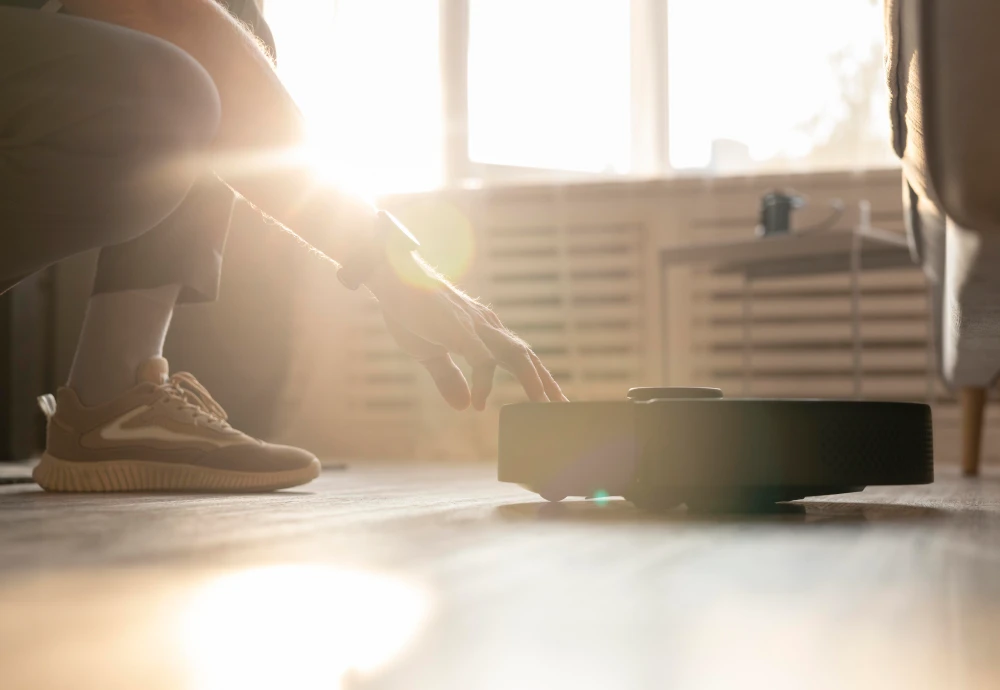 robot vacuum cleaner with water tank